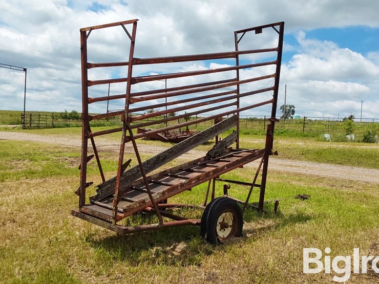 10'-portable-loading-chute-image-5