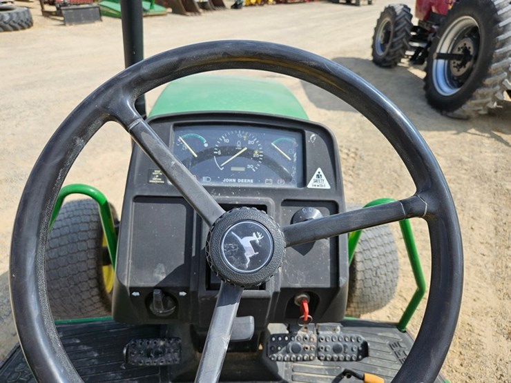 john-deere-5220-image-27