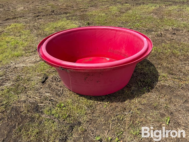 48"-poly-tank-image-4
