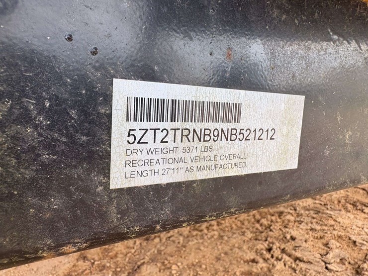 2022-forrest-river-tracer-27'-travel-trailer-image-11