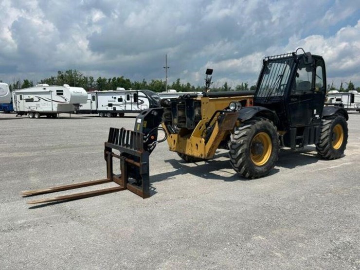 2015-caterpillar-th417c-gc-4wd-telehandler-yc5a125-image-1