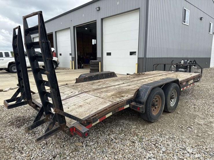 2017-h-and-m-20ft-trailer-image-4