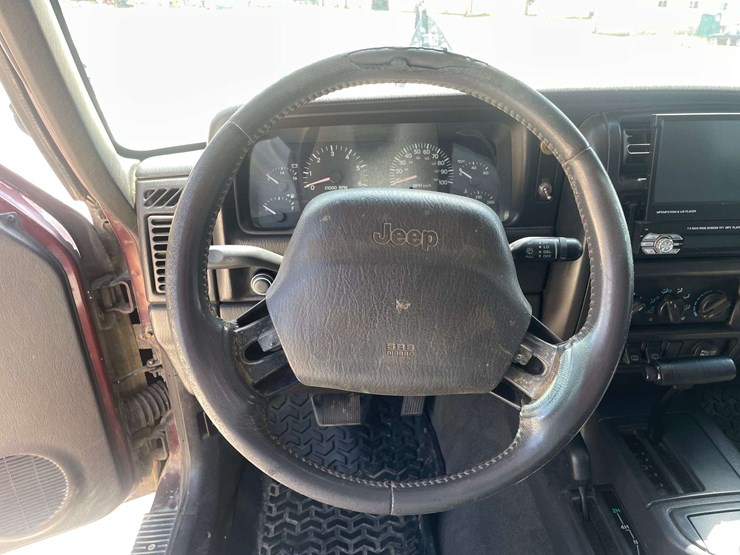 2000-jeep-cherokee-image-12