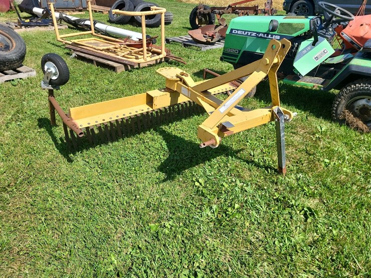 king-kutter-30"-3pt-hitch-landscape-rake-image-1
