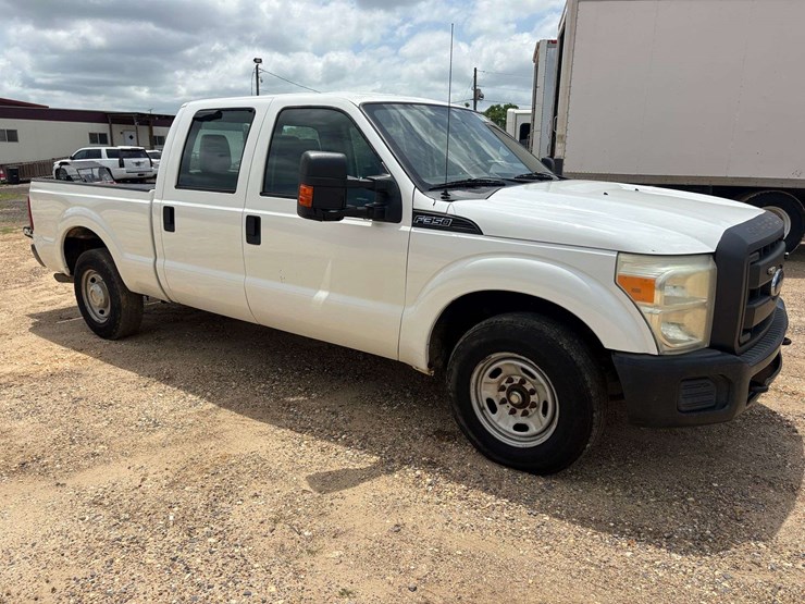 2012-ford-f350-image-4