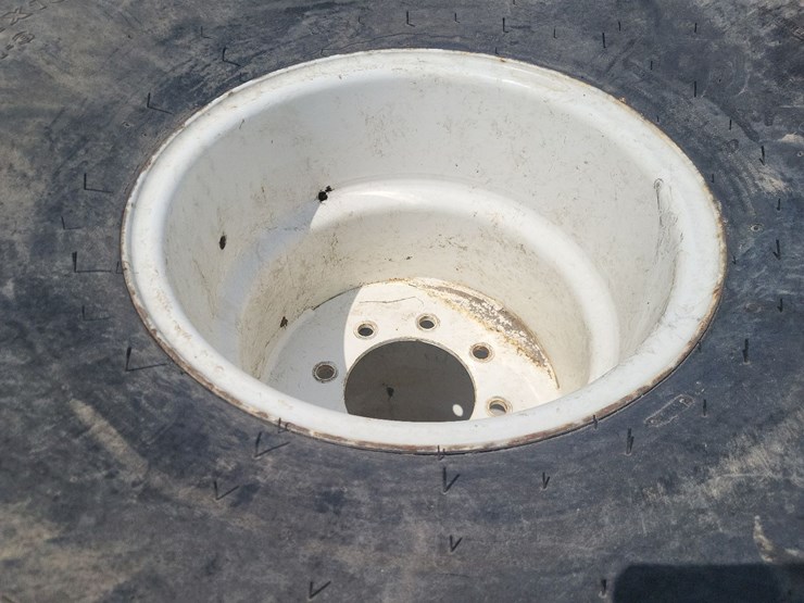 (1)-pair-of-22.5ll-x-16.1-turf-tires-w/8-bolt-rims-image-10