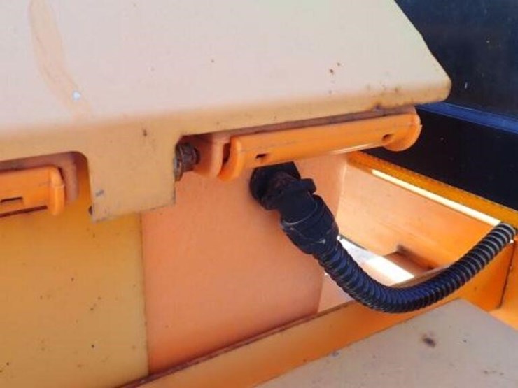 solar-tech-tow-behind-s/a-sign-board-4gm2m1513b141-image-15