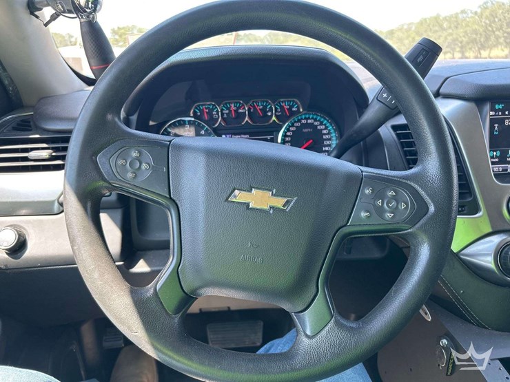2019-chevrolet-tahoe-image-14