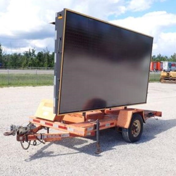Ver-Mac Tow Behind S/A Sign Board 2S9US4137D513200