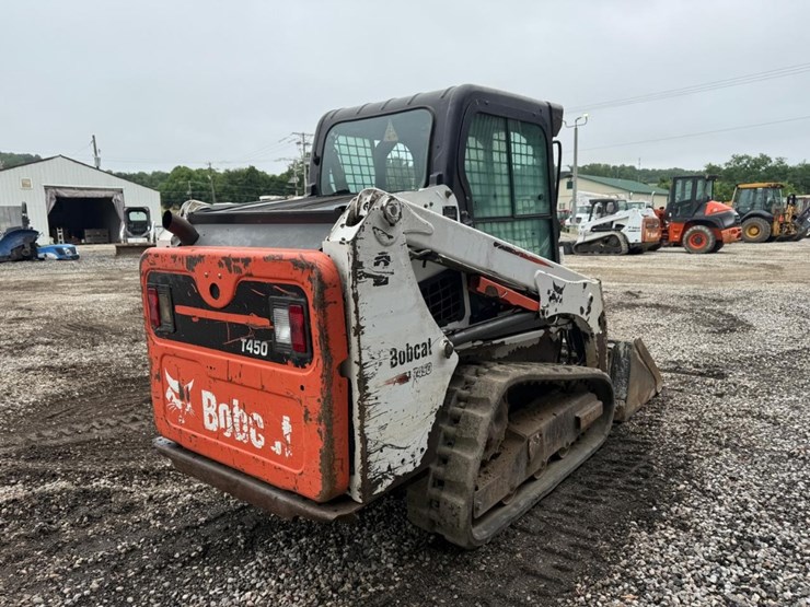 bobcat-t450-image-4