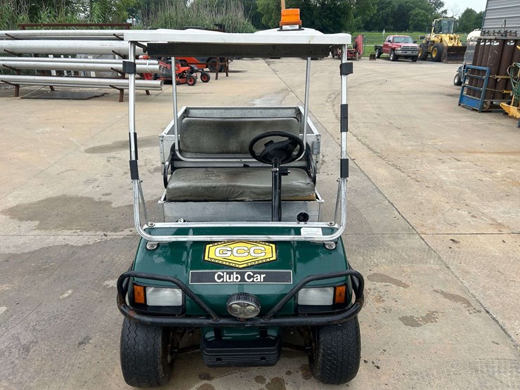 2014-club-car-turf-2-image-7