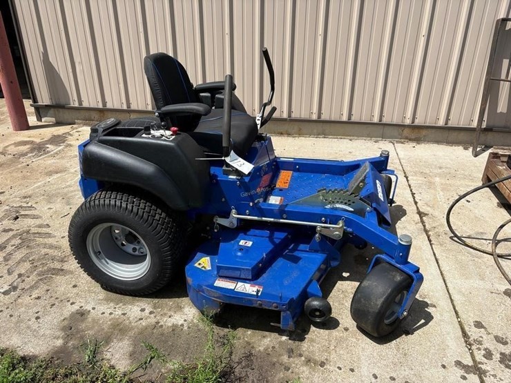 dixon-ultra-ztr-zero-turn-mower-image-2
