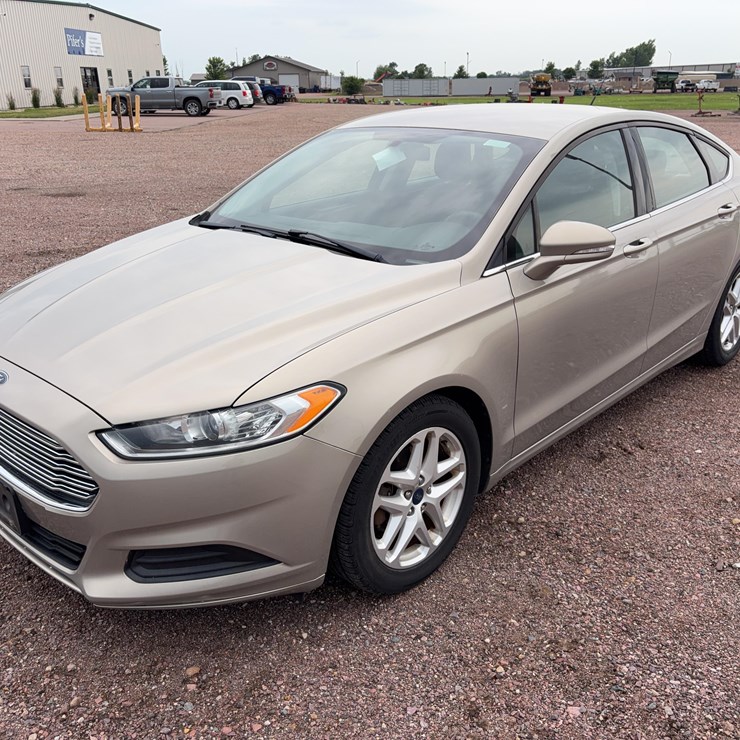 2015 Ford Fusion SE