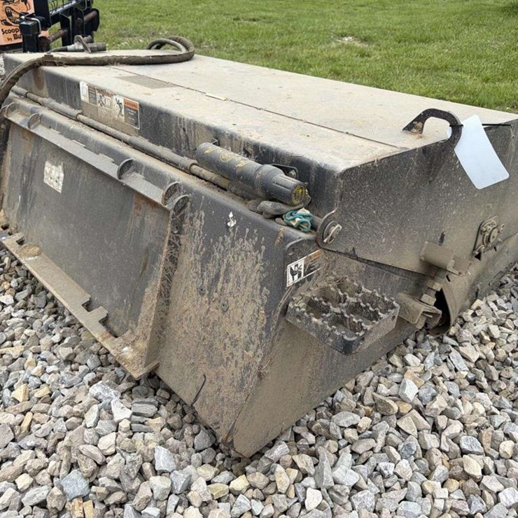 2023 Paladin 6ft Sweeper