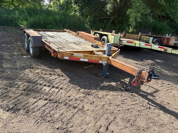 14'-x-77"-tandem-axle-trailer-image-2