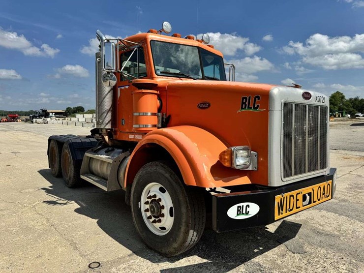2004-peterbilt-357-image-5