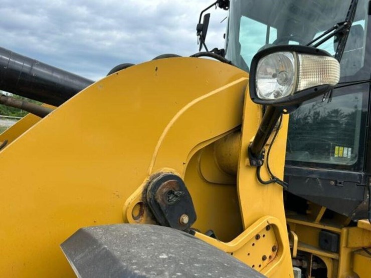 2016-caterpillar-938k-image-55