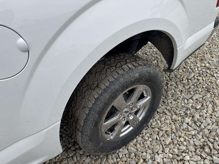 2019-ford-f150-xlt-image-13