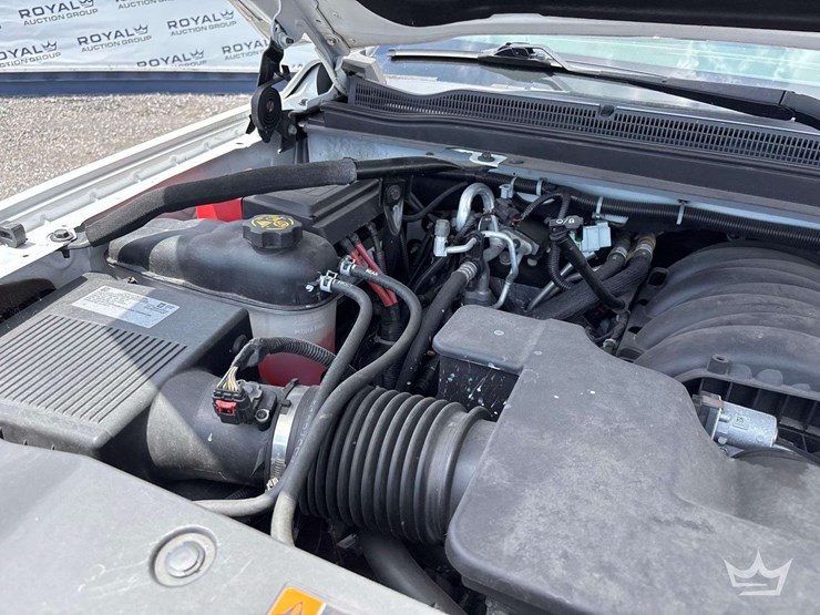 2019-chevrolet-tahoe-image-9