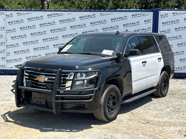 2020-chevrolet-tahoe-image-1