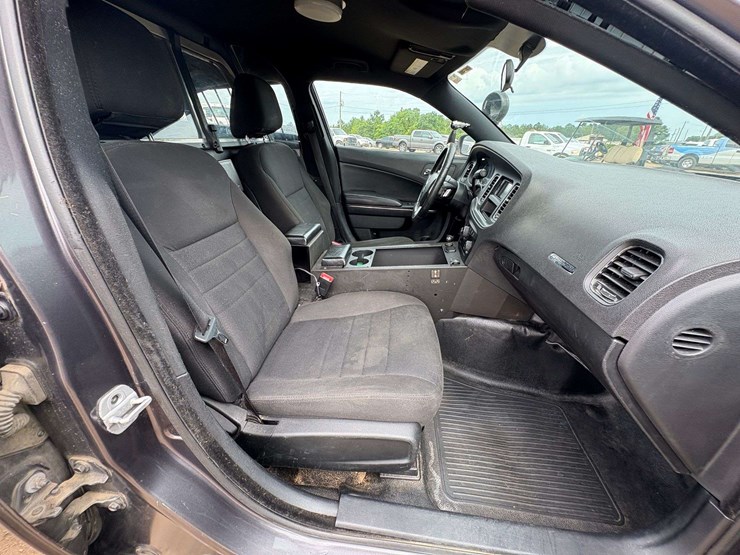 2014-dodge-charger-police-sedan-(187,640-miles)-image-21