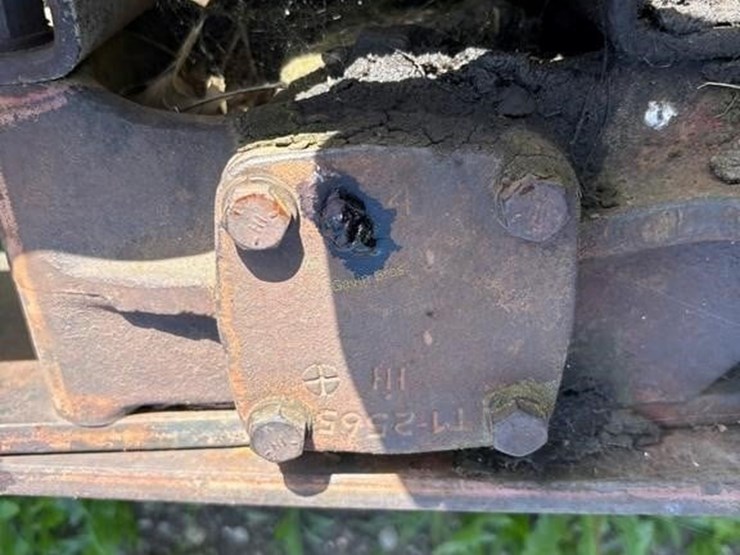 ih-sickle-mower-image-5