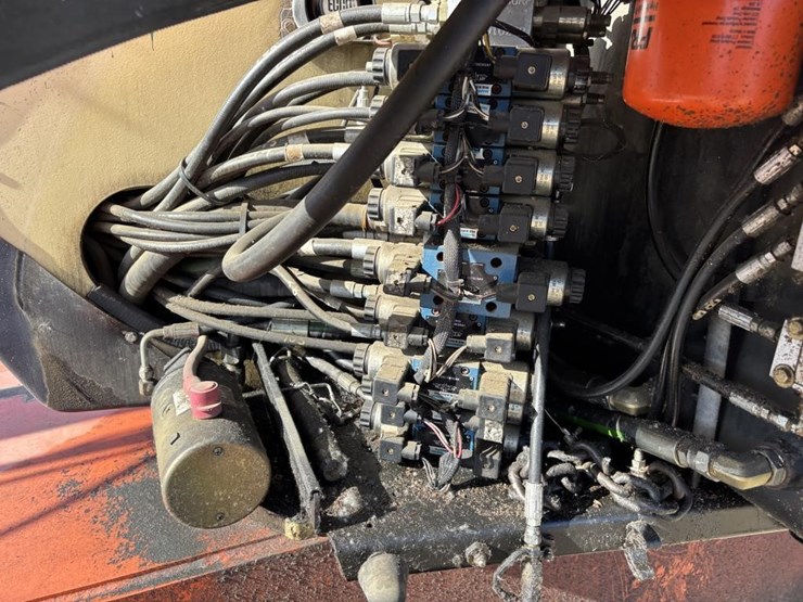 2003-jlg-600aj-image-32