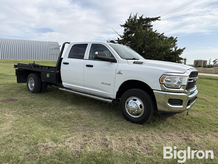 2019-ram-3500-hd-image-3