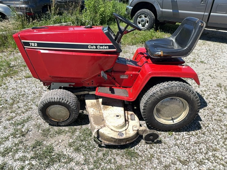 cub-cadet-782-image-8