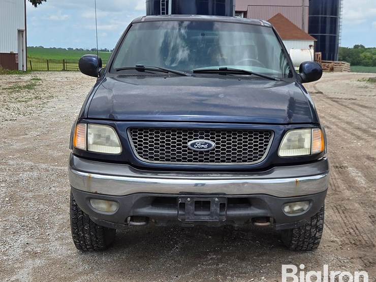 2002-ford-f150-xlt-image-2