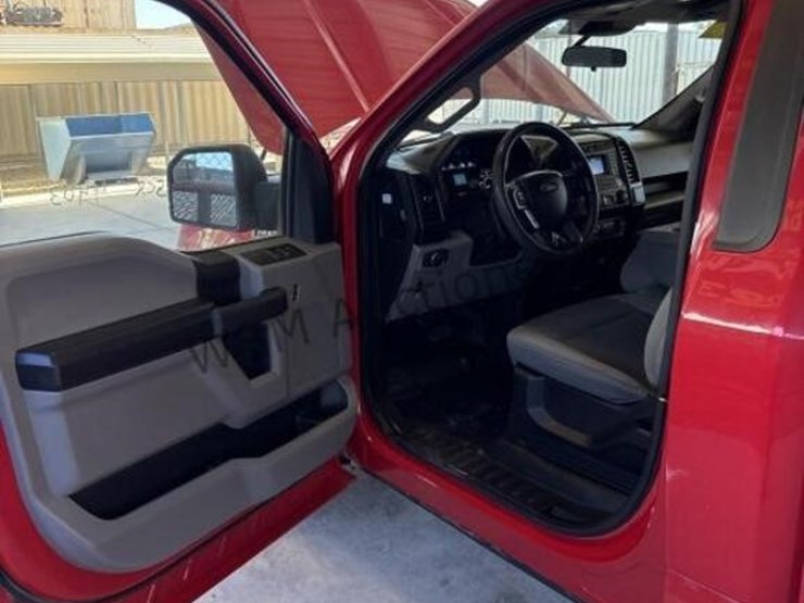 2019-ford-f150-image-23