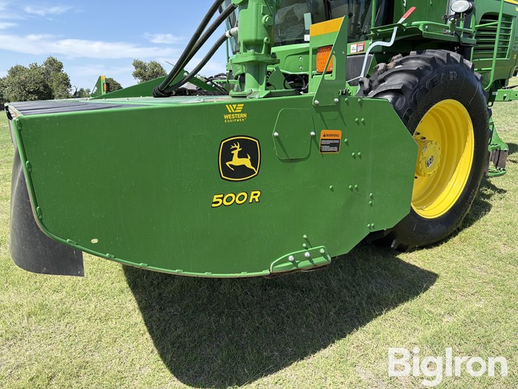 2020-john-deere-w235-image-9