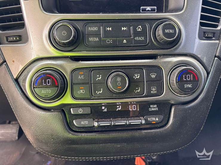 2018-chevrolet-tahoe-image-10