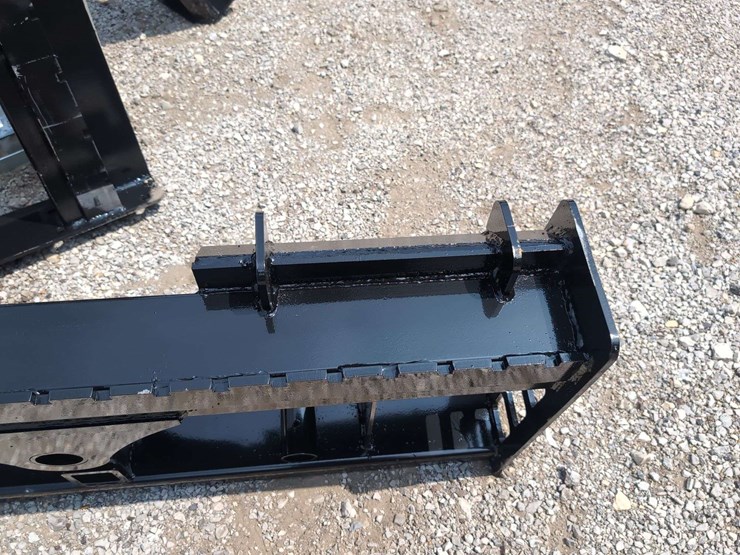 (1)-wolverine-skid-steer-attachment-pff1-13-45w-image-3
