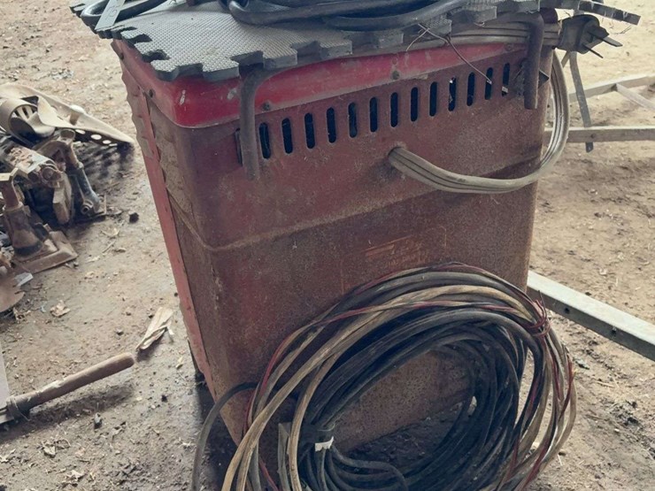 forney-arc-welder-with-welding-helmet-and-accessories-image-4