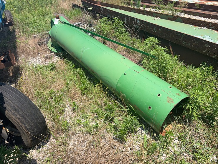 high-capacity-unload-auger-elbow-image-3