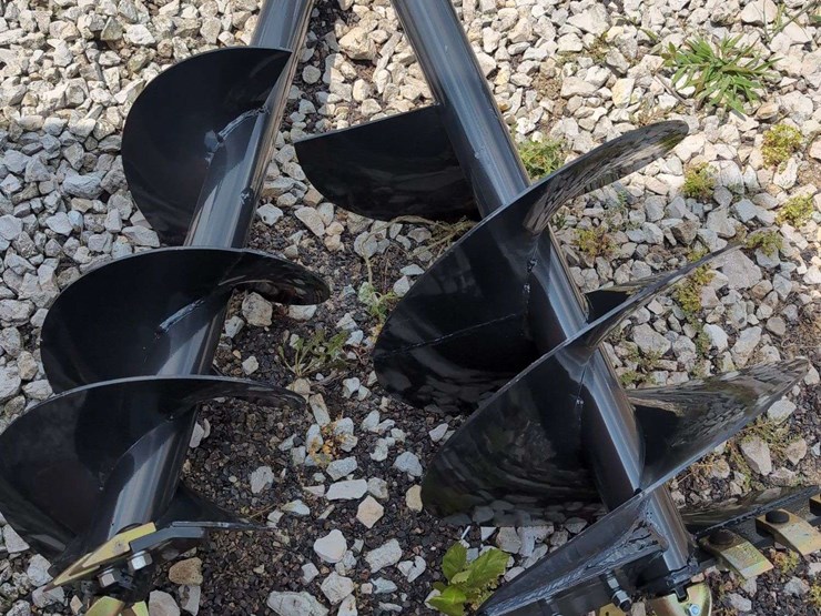 (1)-wolverine-skid-steer-auger-drive-&-bit-12"/18"-adb-13-1218r-image-2