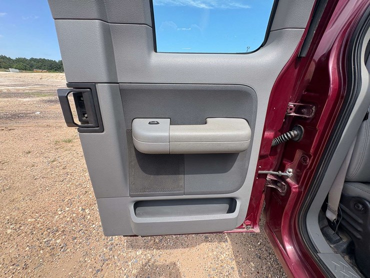 2006-ford-f150-image-23