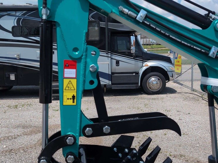 cfg-industries-mini-excavator---h16r-image-2