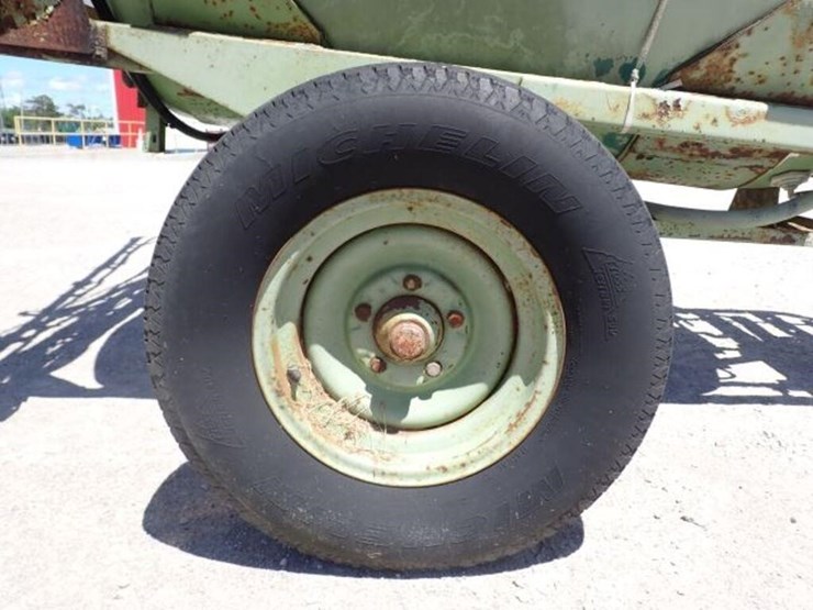 calsa-280-gal-tow-behind-sprayer-image-44
