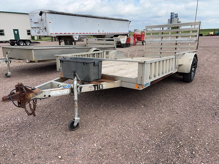 2020-aluma-utility-trailer-image-1