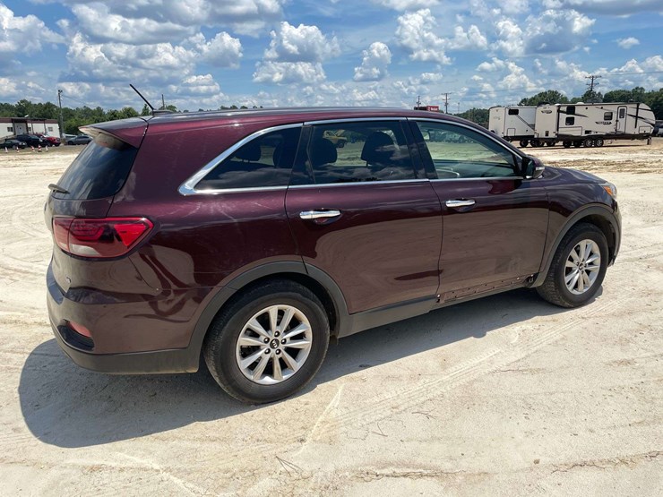 2019-kia-sorento-image-3