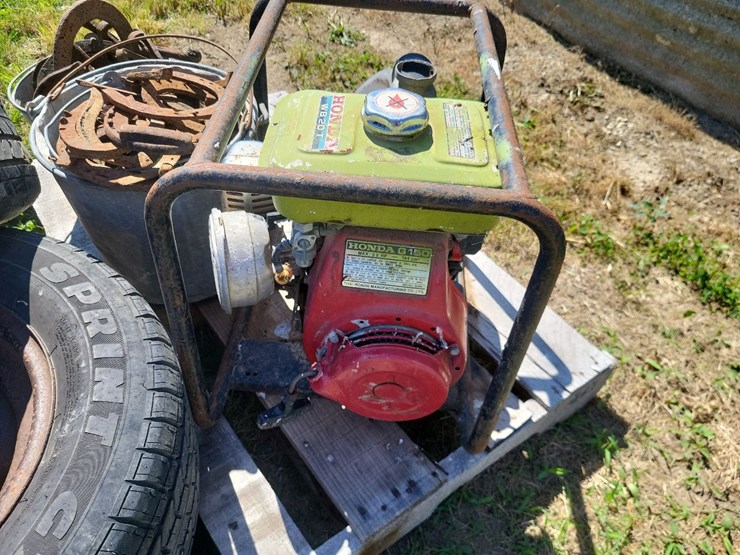 (2)-buckets-of-horse-shoes,-(2)-235/60r15-tires,-(1)-honda-wb20t-gas-motor-w/transfer-pump-image-9