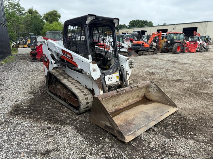2022-bobcat-t550-image-6