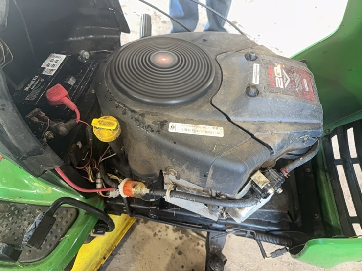 john-deere-l120-image-19