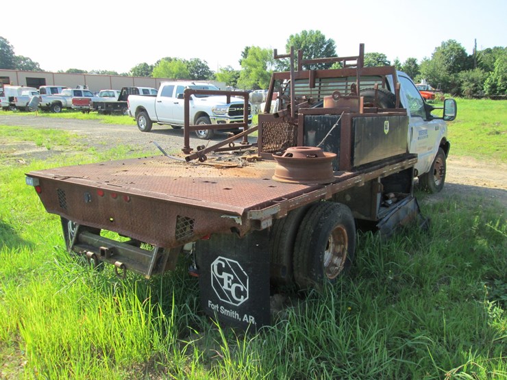 2004-ford-f350-image-3