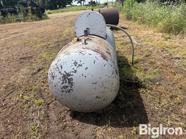 1946-mcnamer-200-gal-propane-storage-tank-image-8