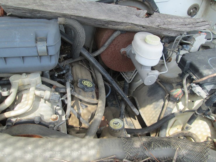 1999-dodge-2500-image-18