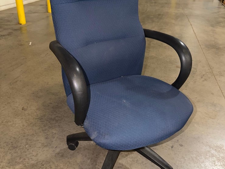 office-chair-image-1