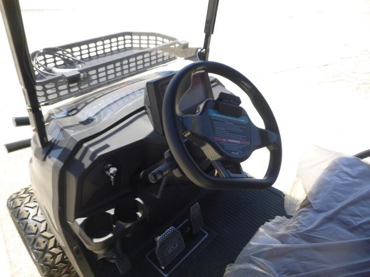 electric-golf-cart-image-12